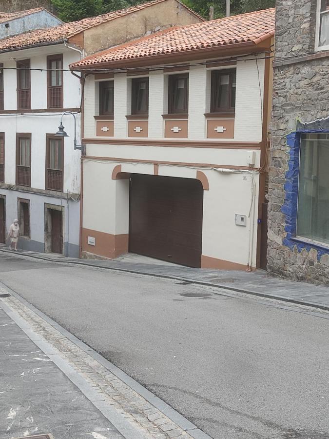 Apartamentos Vior Y Valdes Cudillero Exterior photo